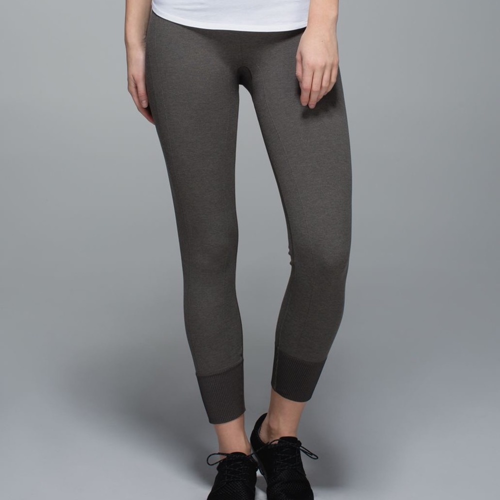 Lululemon Ebb to Street Leggings in Heathered Wren